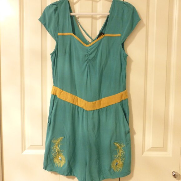 HER UNIVERSE x DISNEY ALADDIN Princess Jasmine cosplay peacock romper - Picture 1 of 15